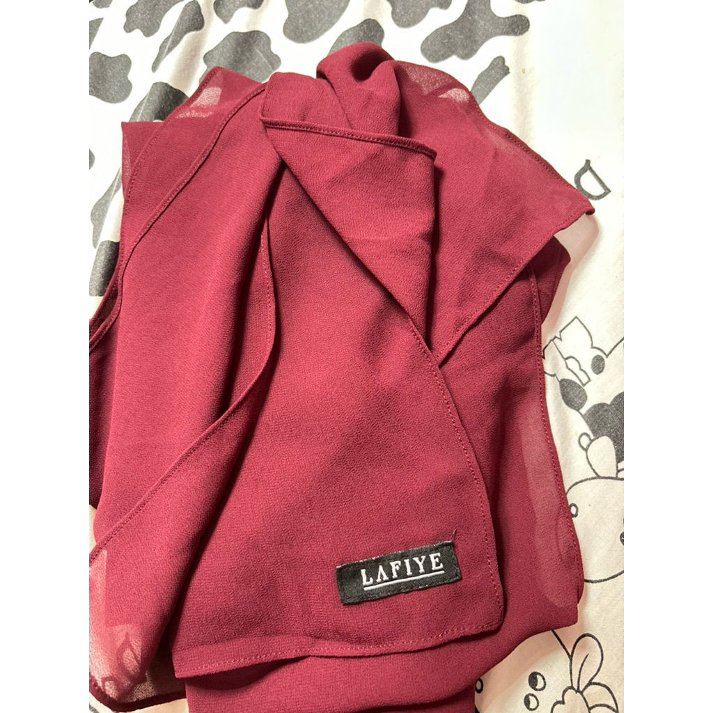 lafiye zhi scarf