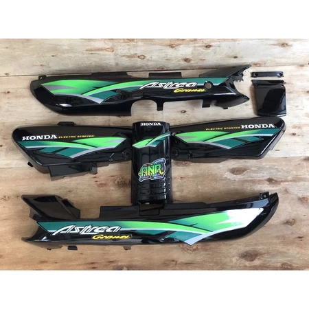 Cover Body Honda Astrea Grand Cover Body Grand Sabit Th 94 - 97 Cover Body Legenda striping hijau