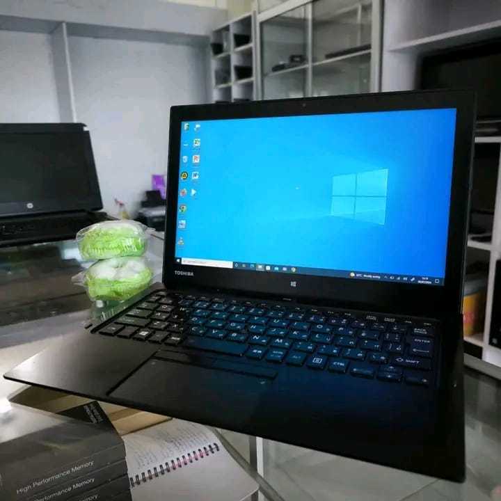 PROMO LAPTOP Toshiba R82 Touch ANTI LEMOT & REKOMENDED