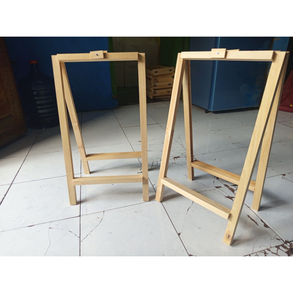 

jagrak stand lukis Styrofoam bulak balik depan belakang, stand Styrofoam lukis anak, harga grosir kualitas terbaik, ada dua ukuran yg bisa di pilih