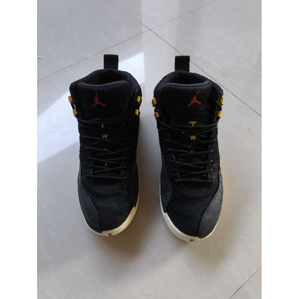 Sepatu Sneakers Air Jordan 12 Retro 'Reverse Taxi'