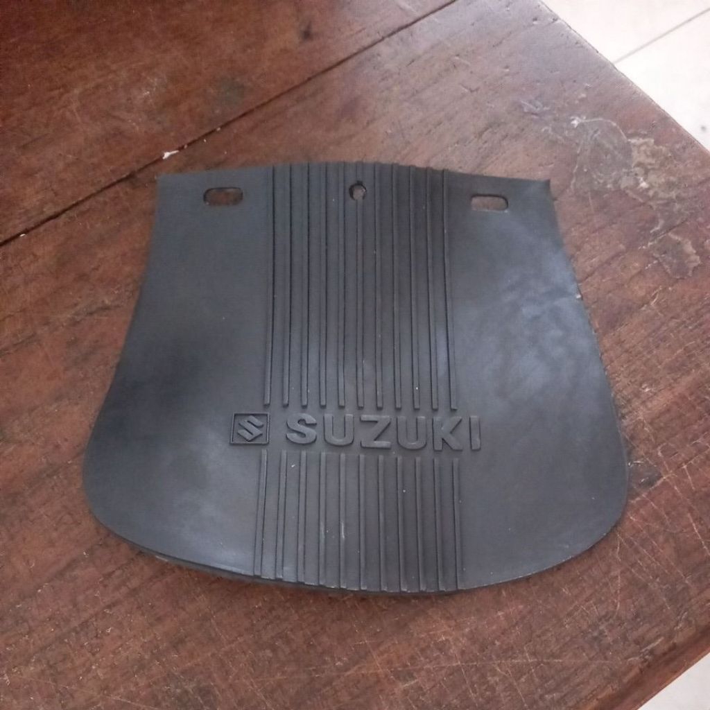 Kepet air Suzuki Universal A100 GP100 TRS