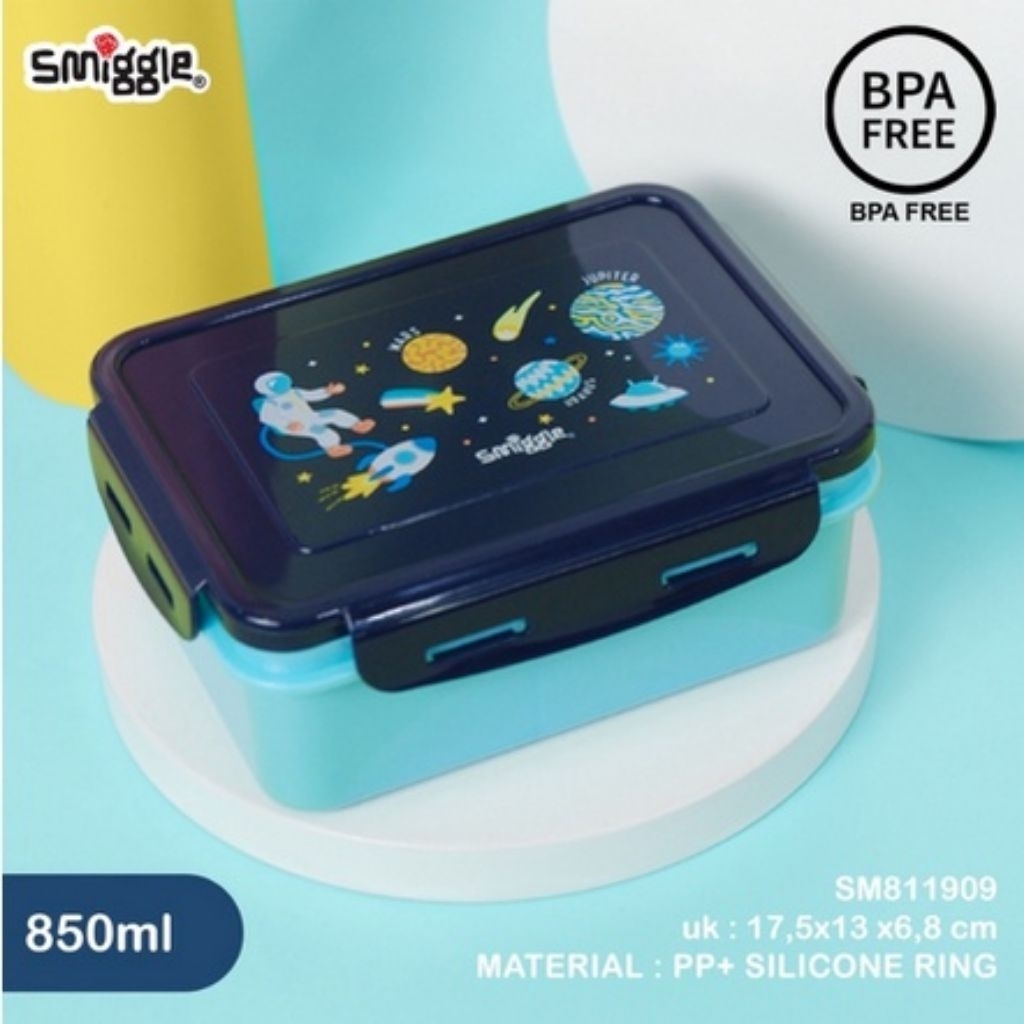 LUNCH BOX KOTAK MAKAN ANAK SMIGGLE MOTIF ASTORONOT BIRU LAKI-LAKI | KOTAK BEKAL