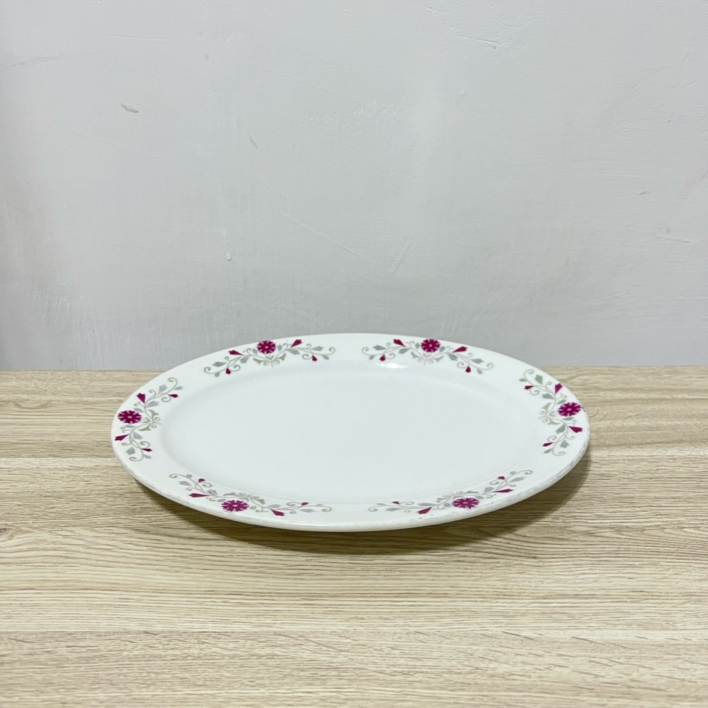 Piring Keramik Oval Merk Swatow Makanan Saji Vintage Lodor Warna Putih Motif Bunga Ukuran Panjang 25