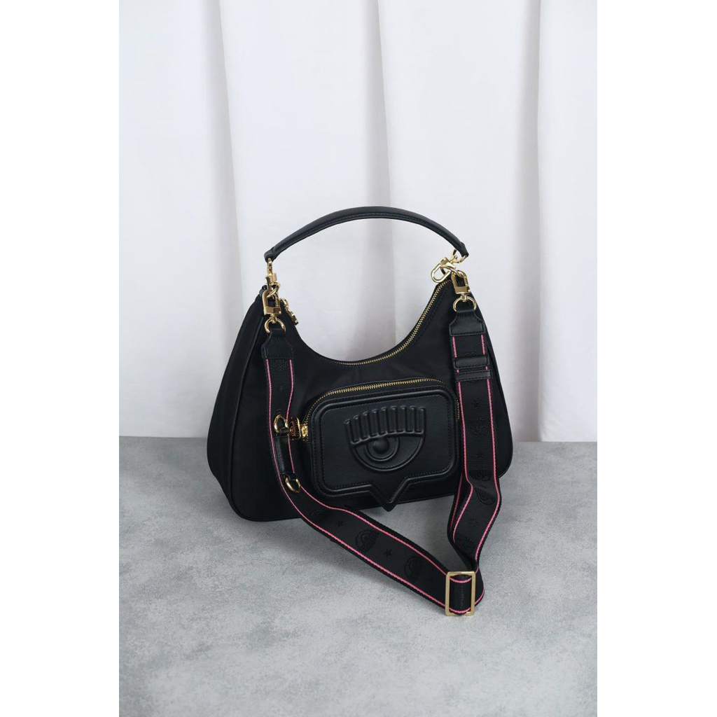 CHIARA FERRAGNI Vicky Eyelike Bag Black