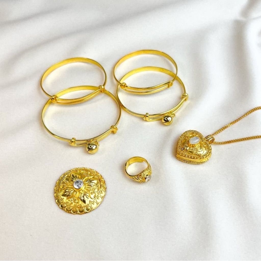 Set Perhiasan Bayi Lengkap Perak Lapis Emas