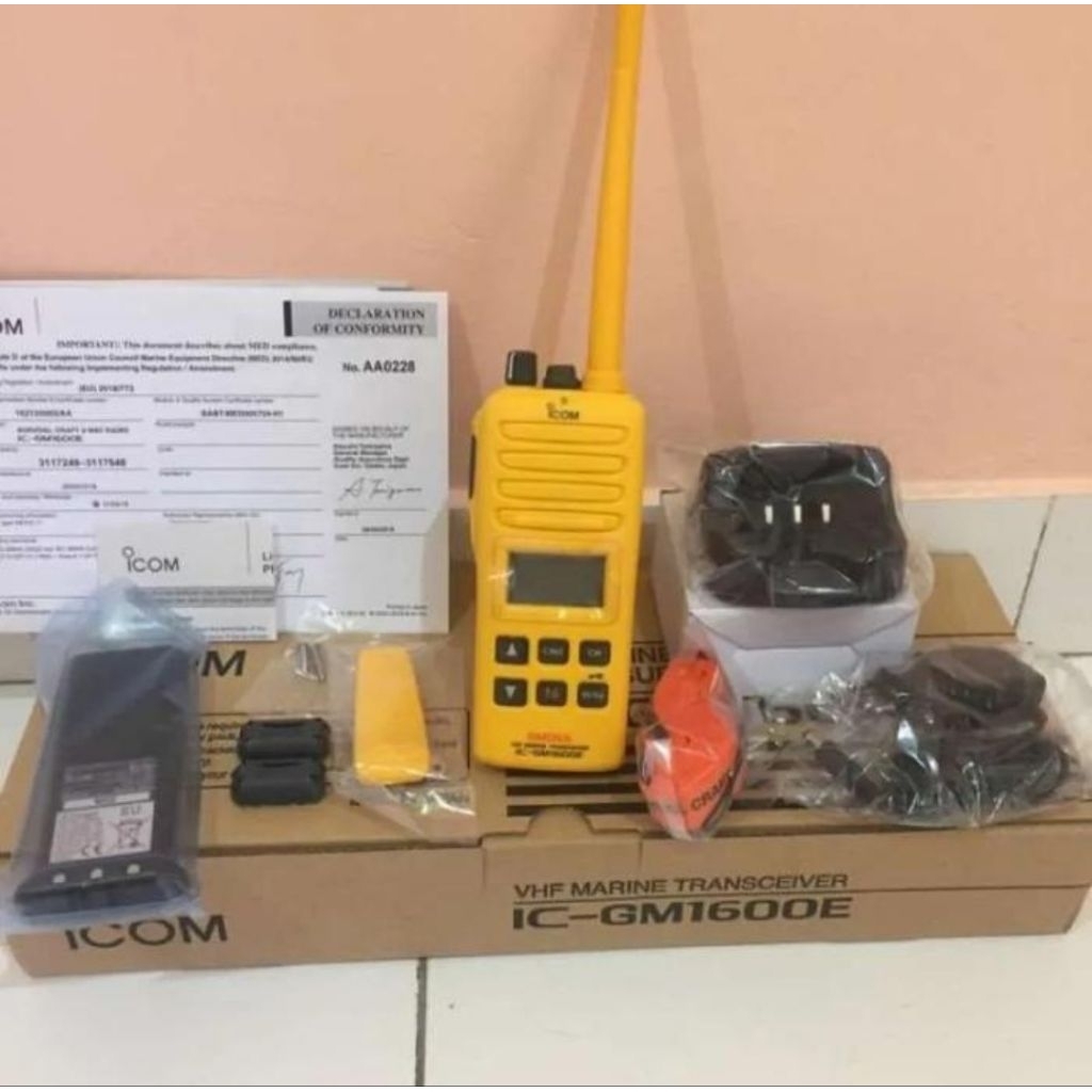 HT ICOM GM1600E MARINE TRANSCAIVER SURVIVAL 2 WAY RADIO HT