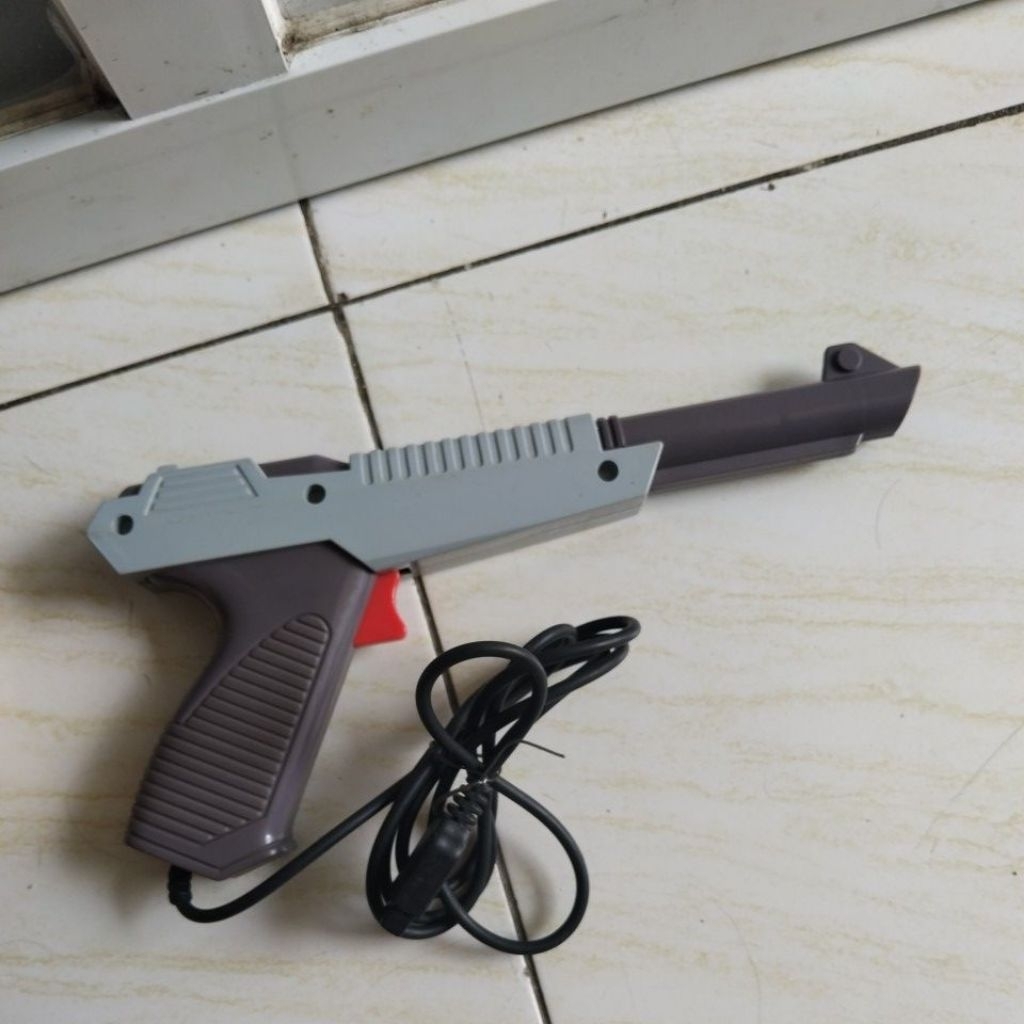 ZIPPER PISTOL NINTENDO JADUL