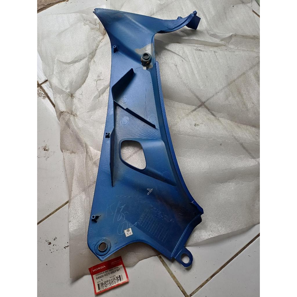 Sayap Dalam Motor Honda Supra Bagian Kanan 64400-KEV-880FMT