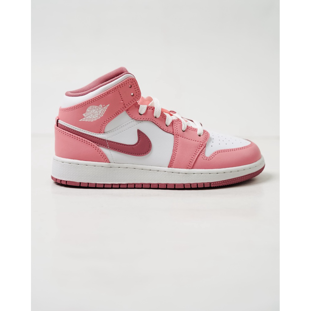 Jordan 1 Mid Valentine