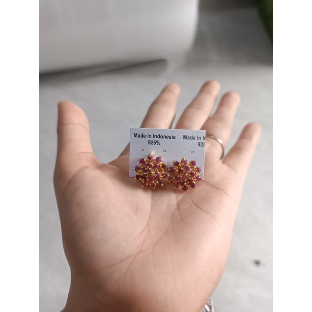 giwang rubi perak lapis emas