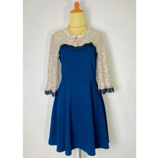 Dress gaun wanita premium bahan waffle mix brukat brokat import premium warna navy biru dongker puti