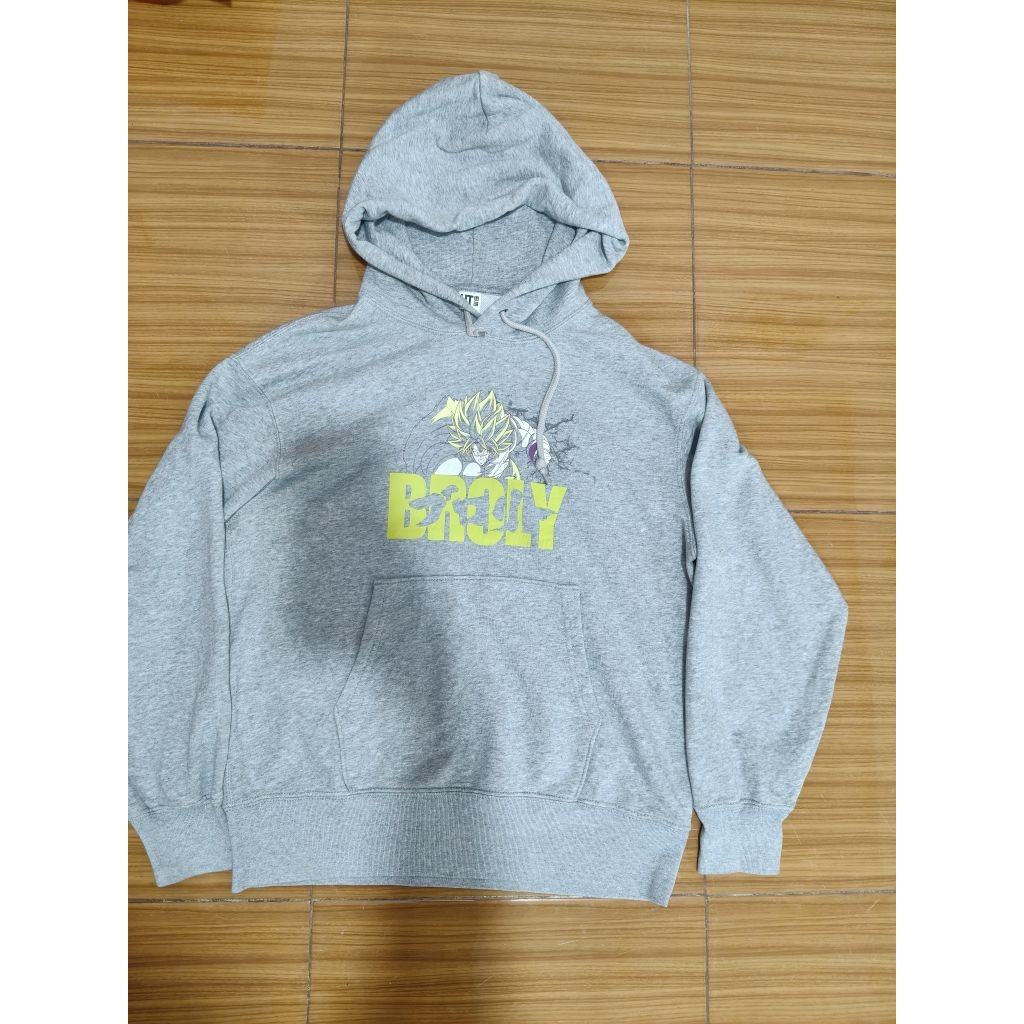 Hoodie uniqlo x dragonball