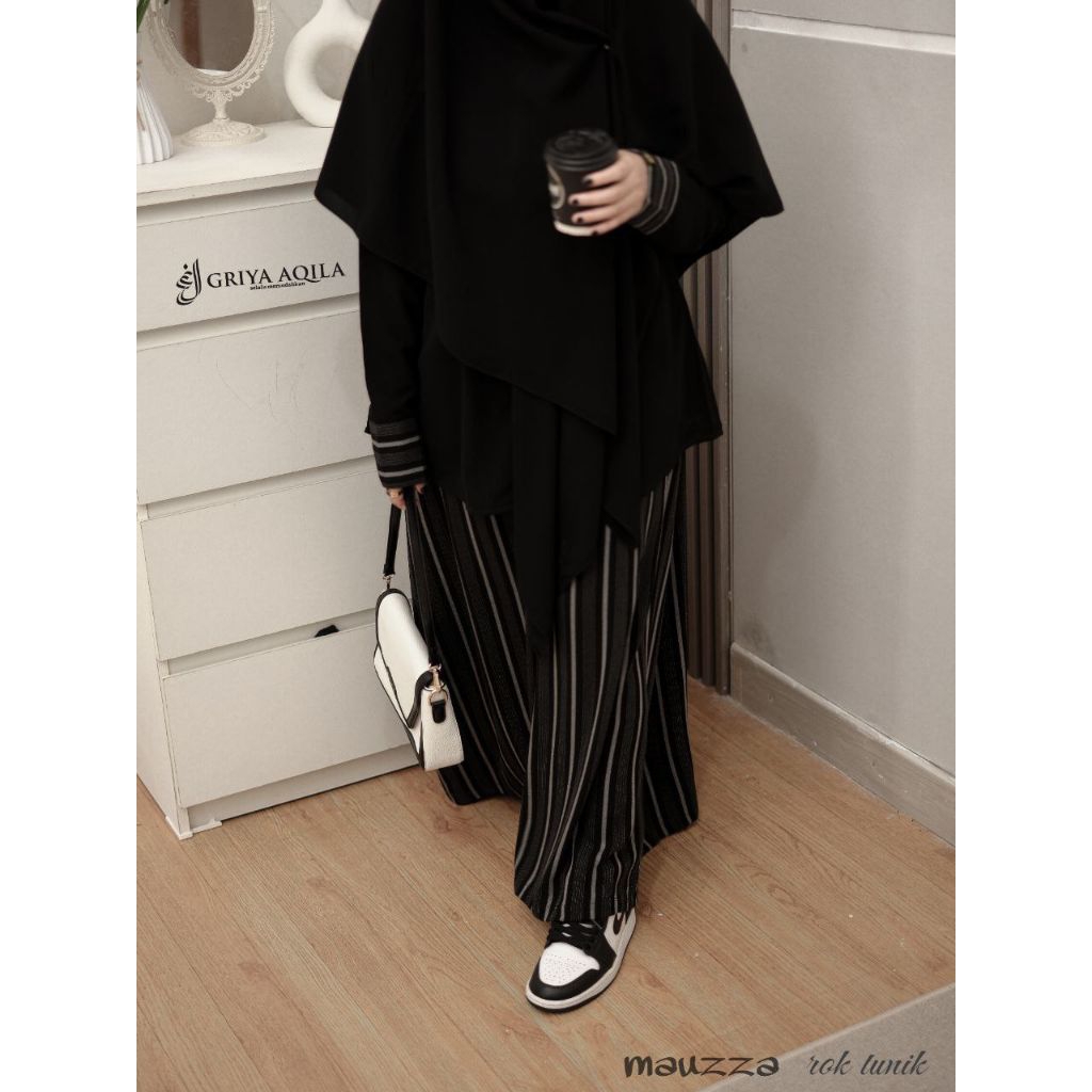 Set Rok Tunik Syar'i Nazwa ( Tunik Polos Tok Motif)