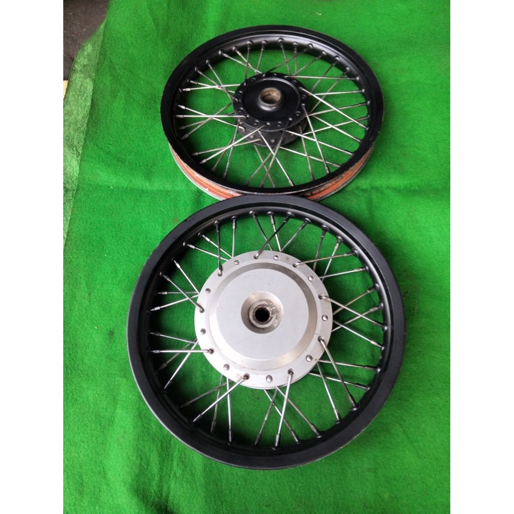 velg jari2 beat /scoopy /genio /spaccy ring 14 tdr copotan