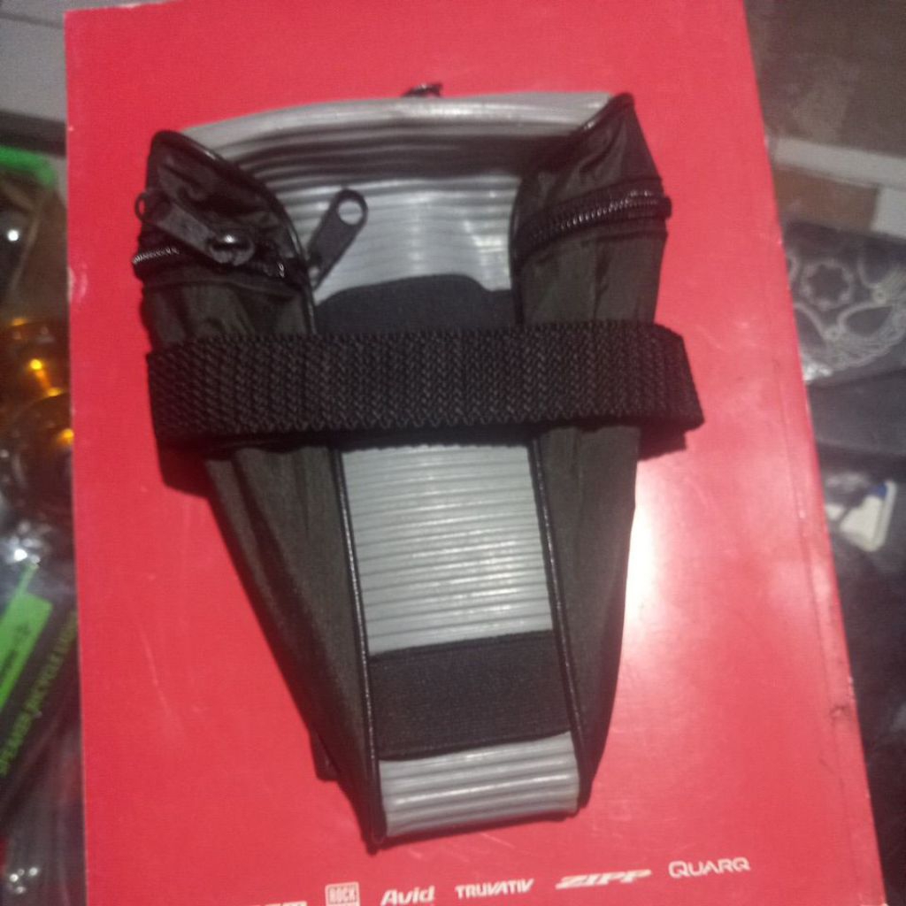 tas sepeda kecil taiwan belakang  sadel