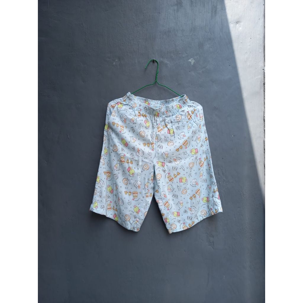 Preloved uniqlo kids short pants|celana pendek anak|celana santai