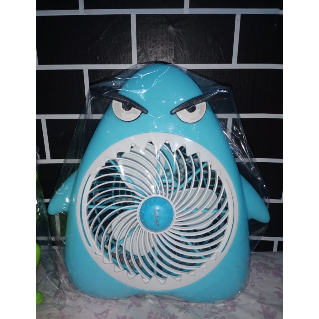 kipas angin karakter BEKAS...