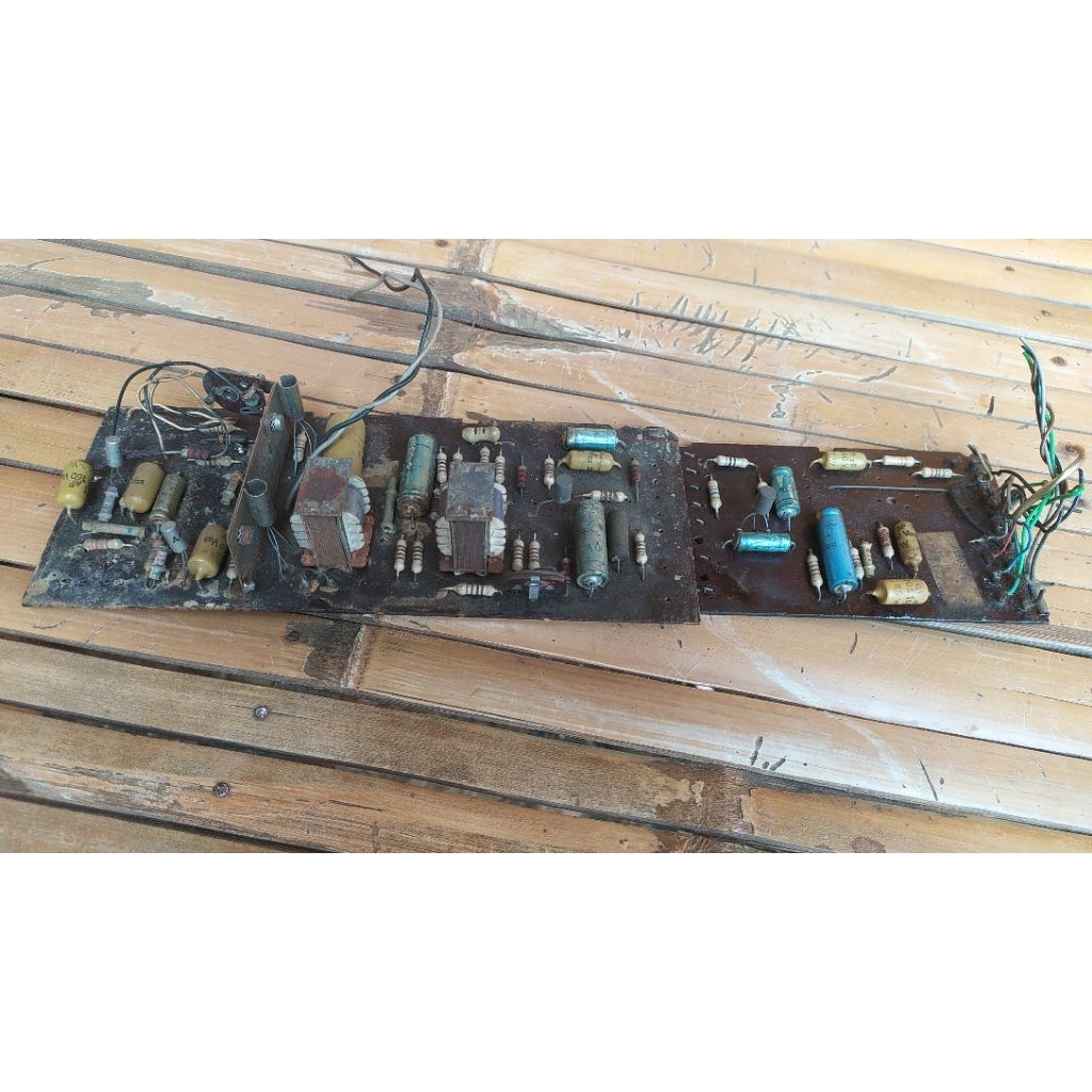 borongan spiker philip dan kit power copotan radio philips tahun 1960an kondisi anggap off