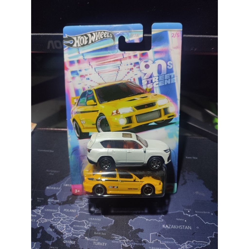hotwheels Mitsubishi lancer evo + lexus