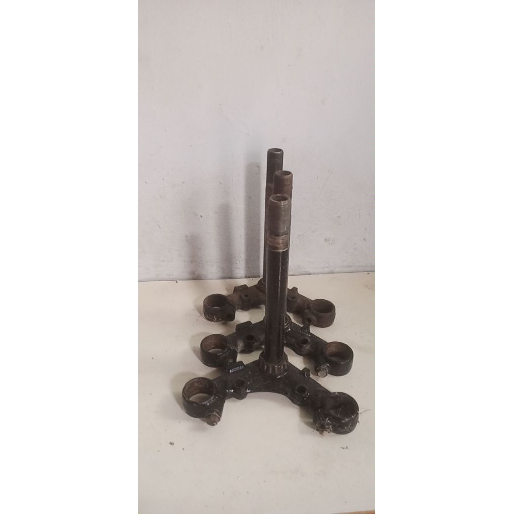 T/segitiga bawah Tiger/Megapro/gl pro