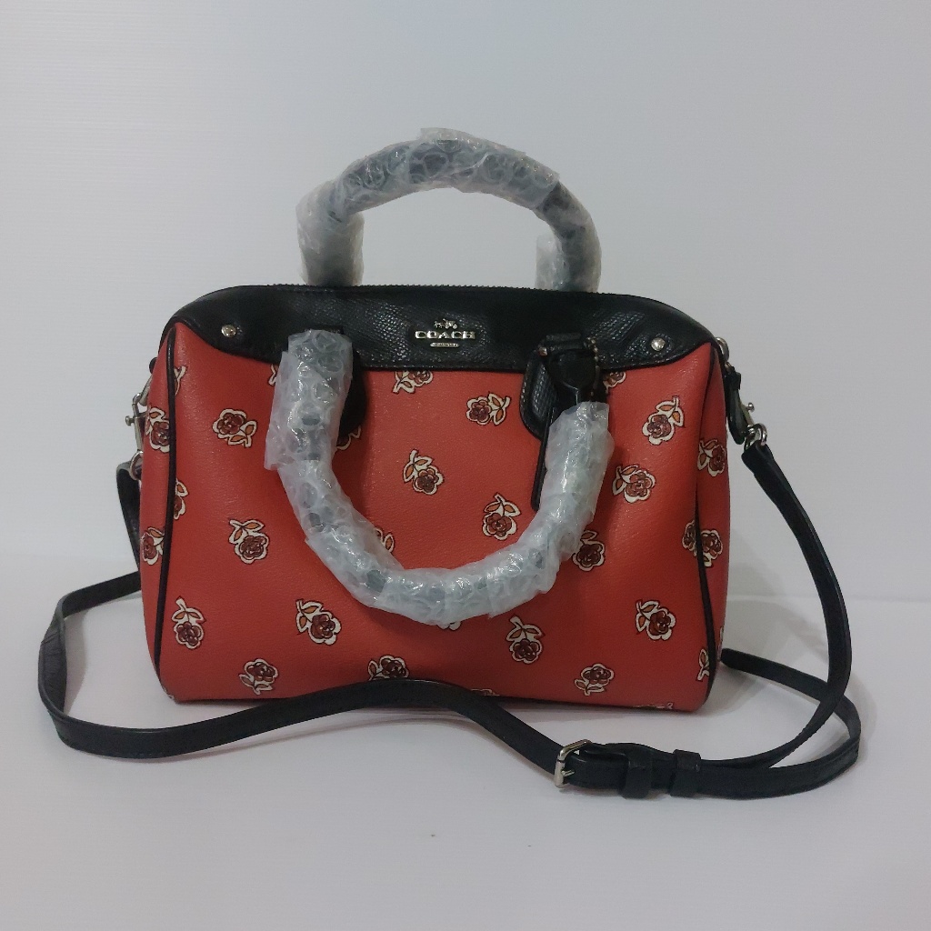 COC bennet kulit preloved ori tas selempang kembang merah hitam satu ruang penutup resleting