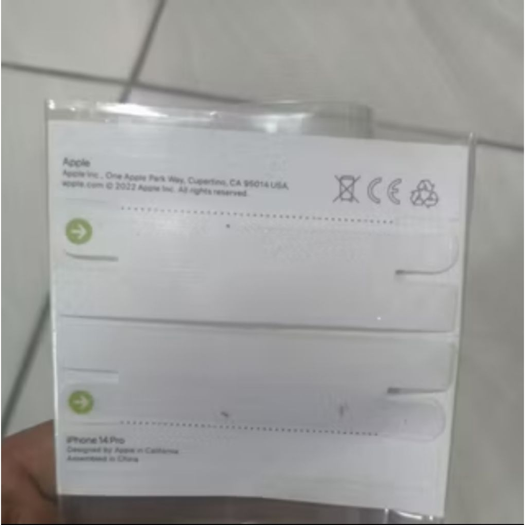 

STIKER SEGEL IPHONE 14 PRO - SIAP KIRIM