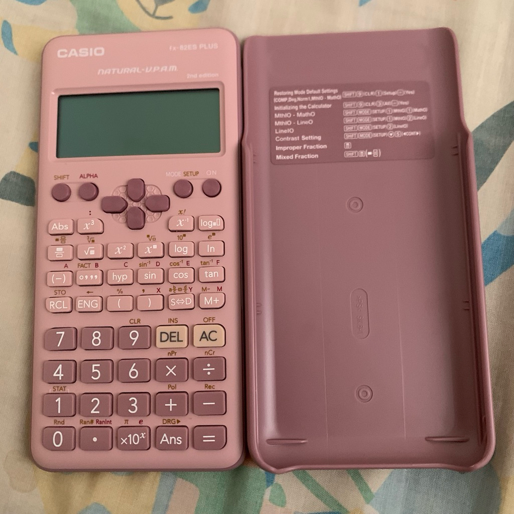 

preloved kalkulator scientific casio fx-82es plus 2nd edition pink