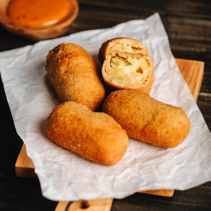 

Kroket kentang keju KUDEKA oleh oleh makanan bandung Kudeka