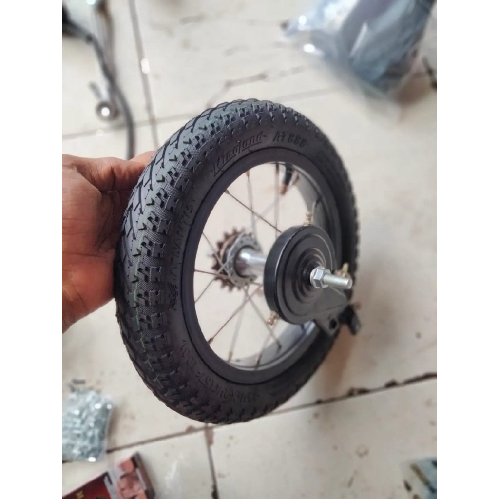 Velg pelek sepeda anak ukuran 12 belakang pakai ban gir dan rem tromol