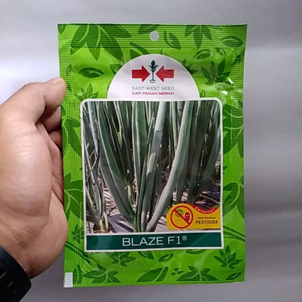 BENIH BAWANG DAUN BLAZE F1 10 GRAM CAP PANAH MERAH