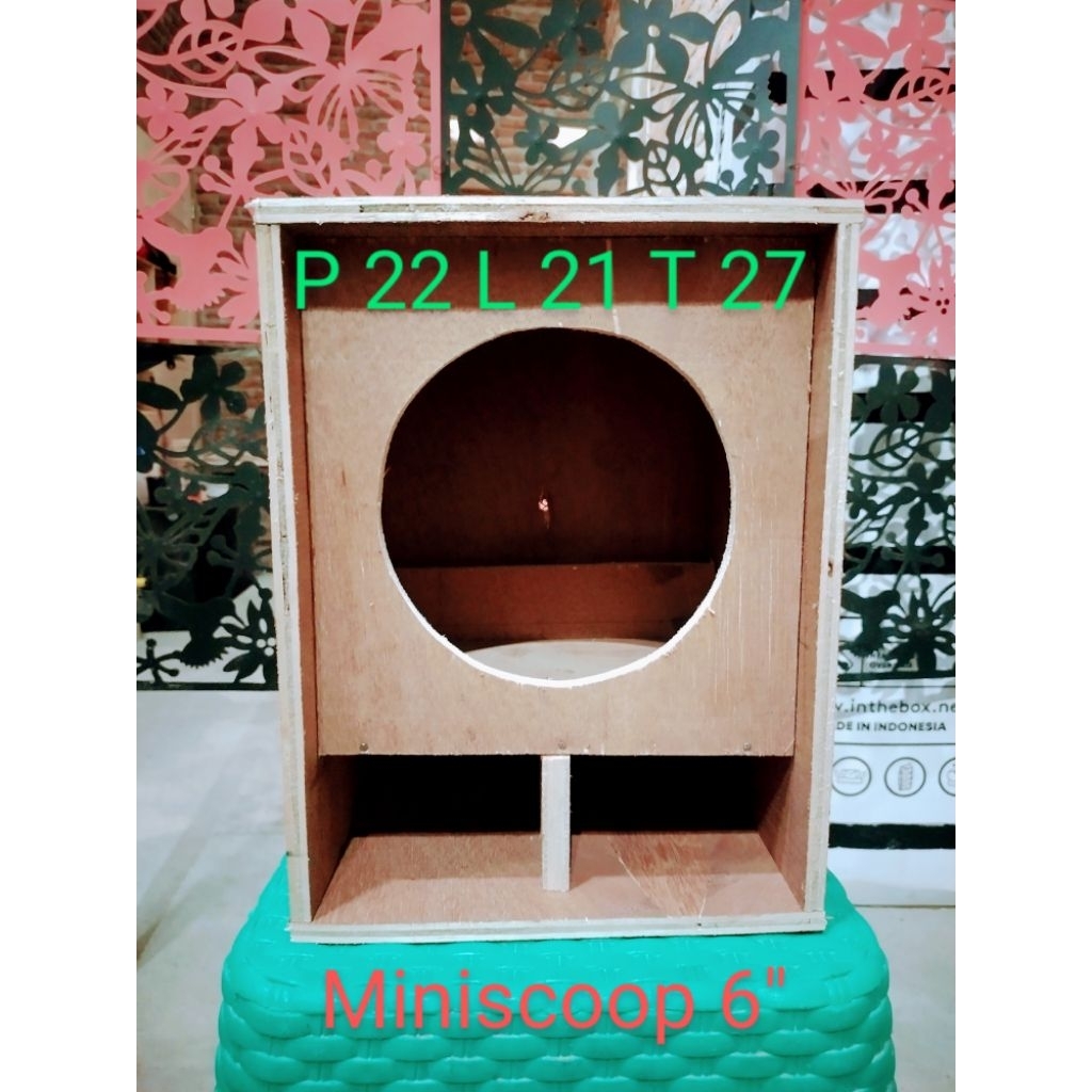 Box speaker miniscoop 6 inchi