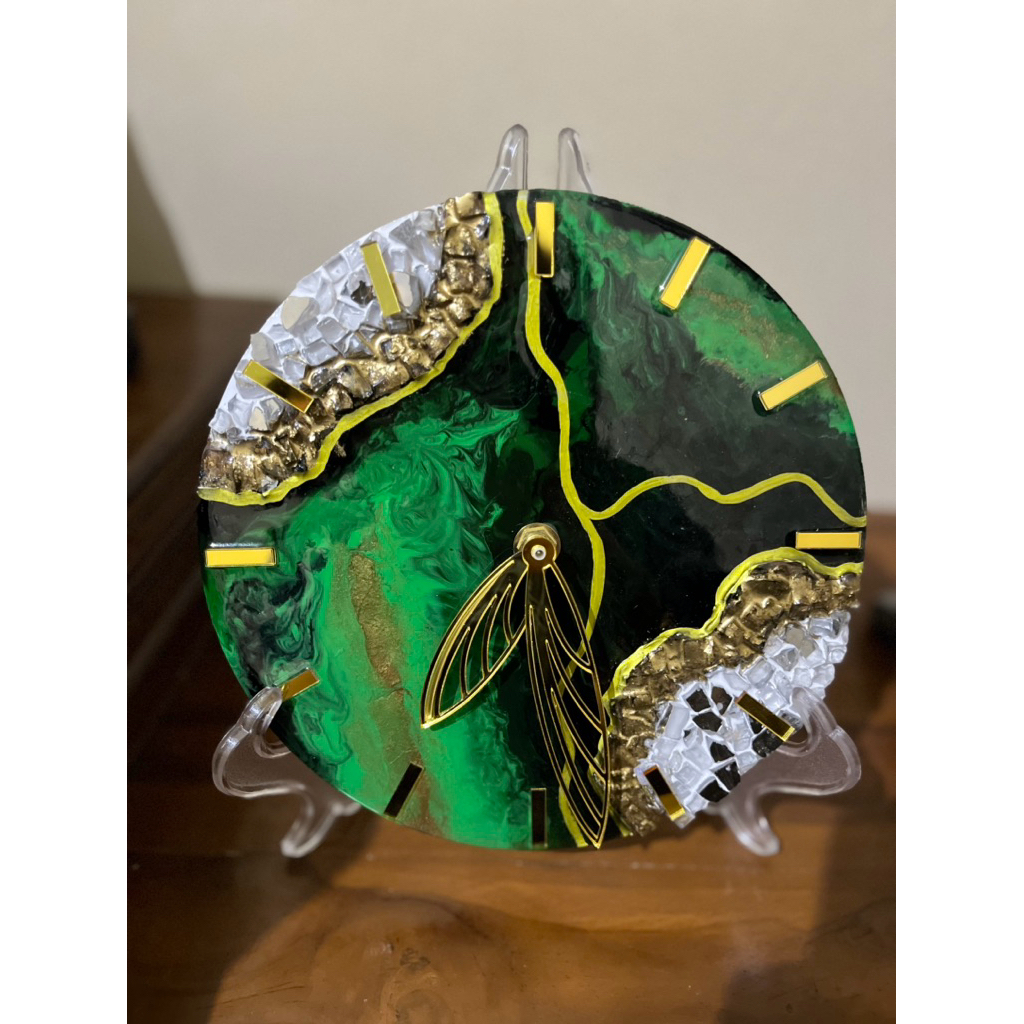 Resin Geode Clock Green