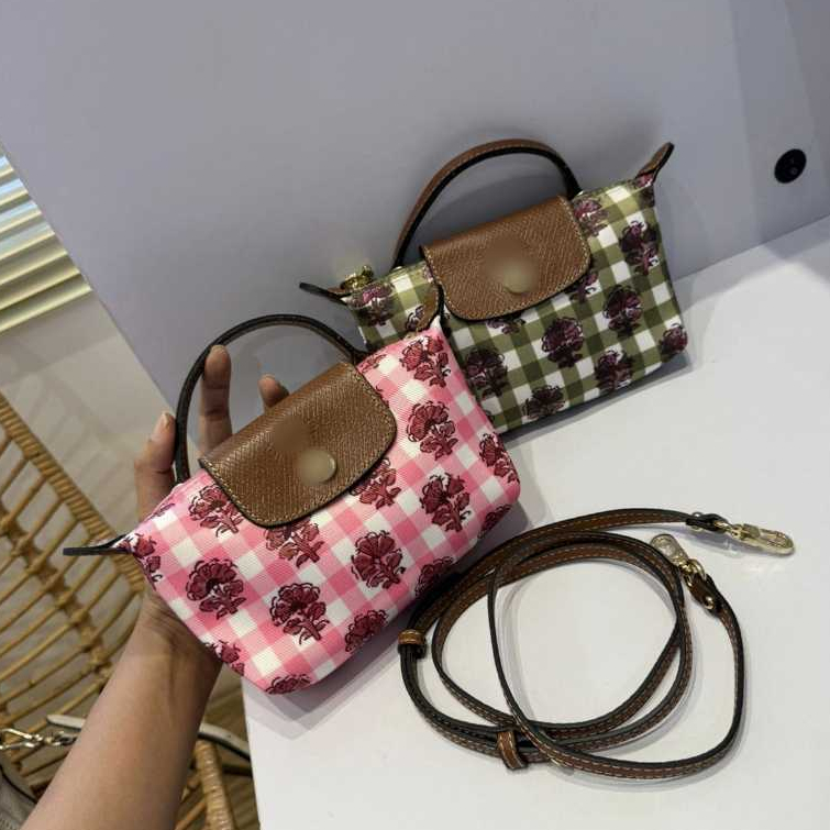 TAS SELEMPANG WANITA LC14