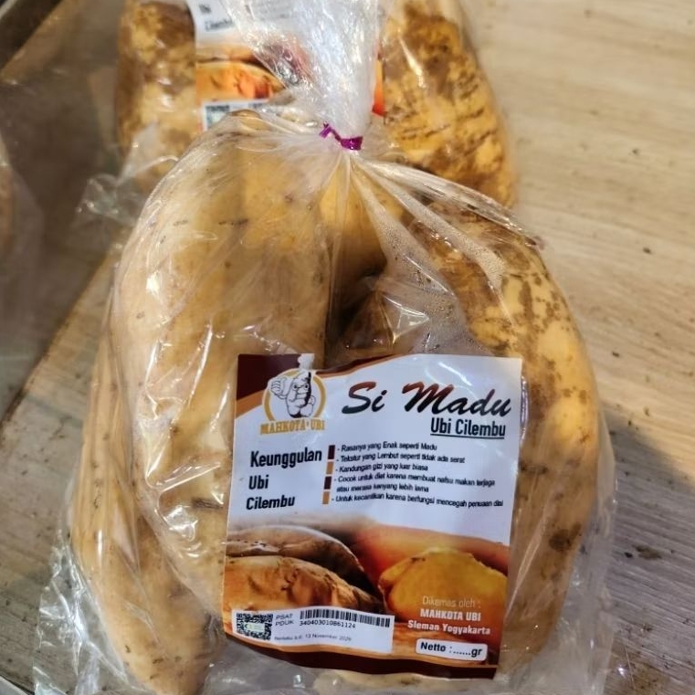 

UBI CELEMBU MENTAH 1 KG ISI 3-4