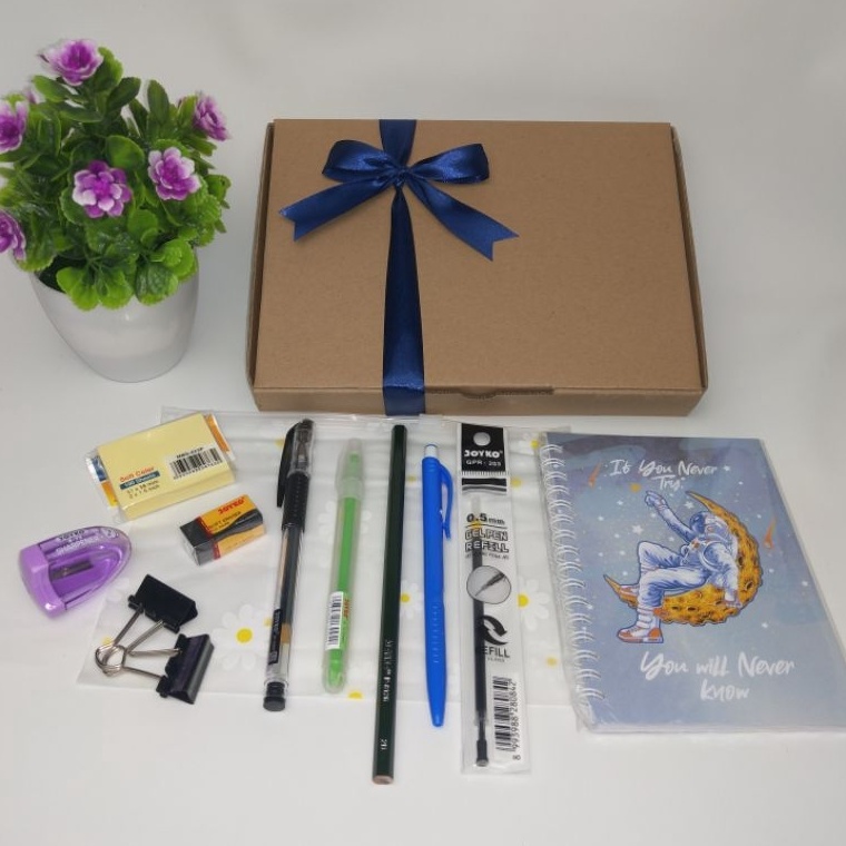 

KODE D79R Paket 2 Alat Tulis Anak Sekolah Murah Kado Alat Tulis Anak Hampers Alat Tulis Kantor Alat Tulis Set Pensil Pulpen Stabilo Memo Notes