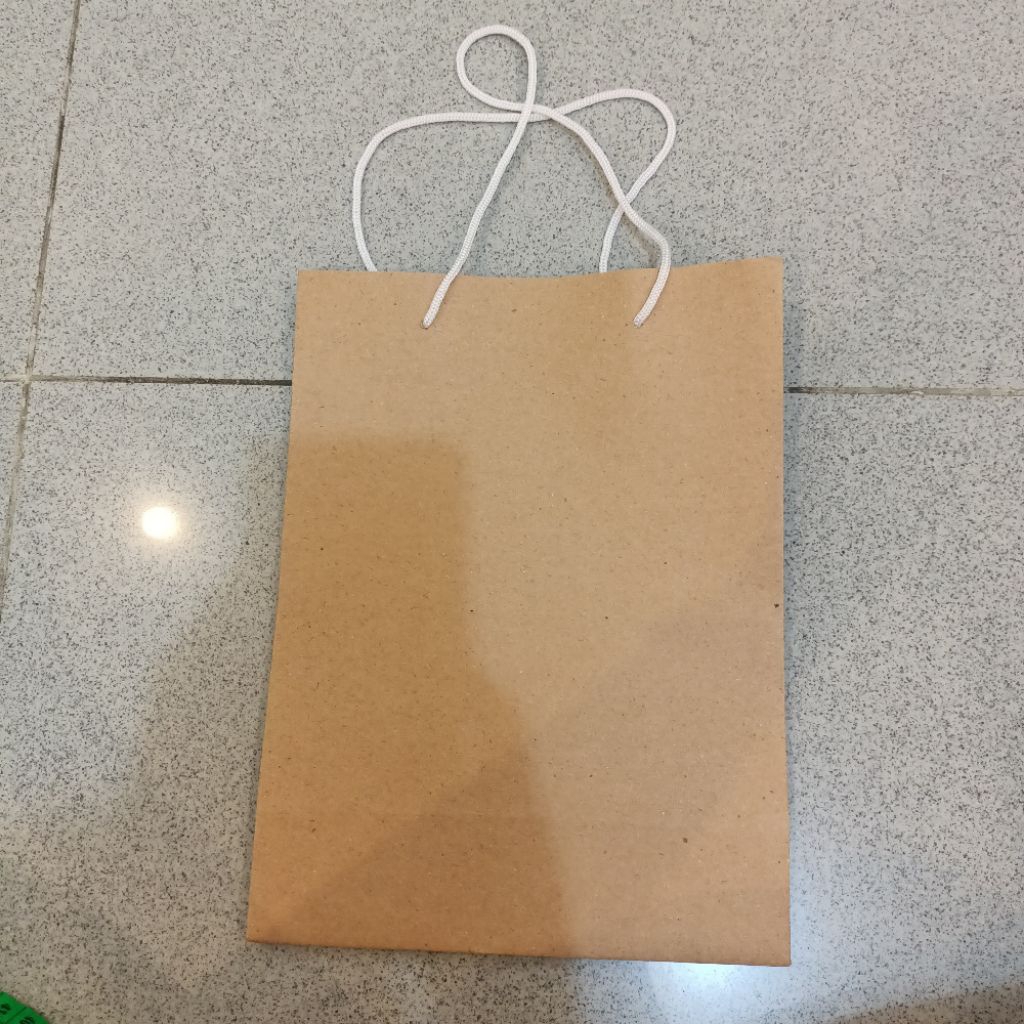 

Tas kado paperbag paper bag cokelat bahan kraft