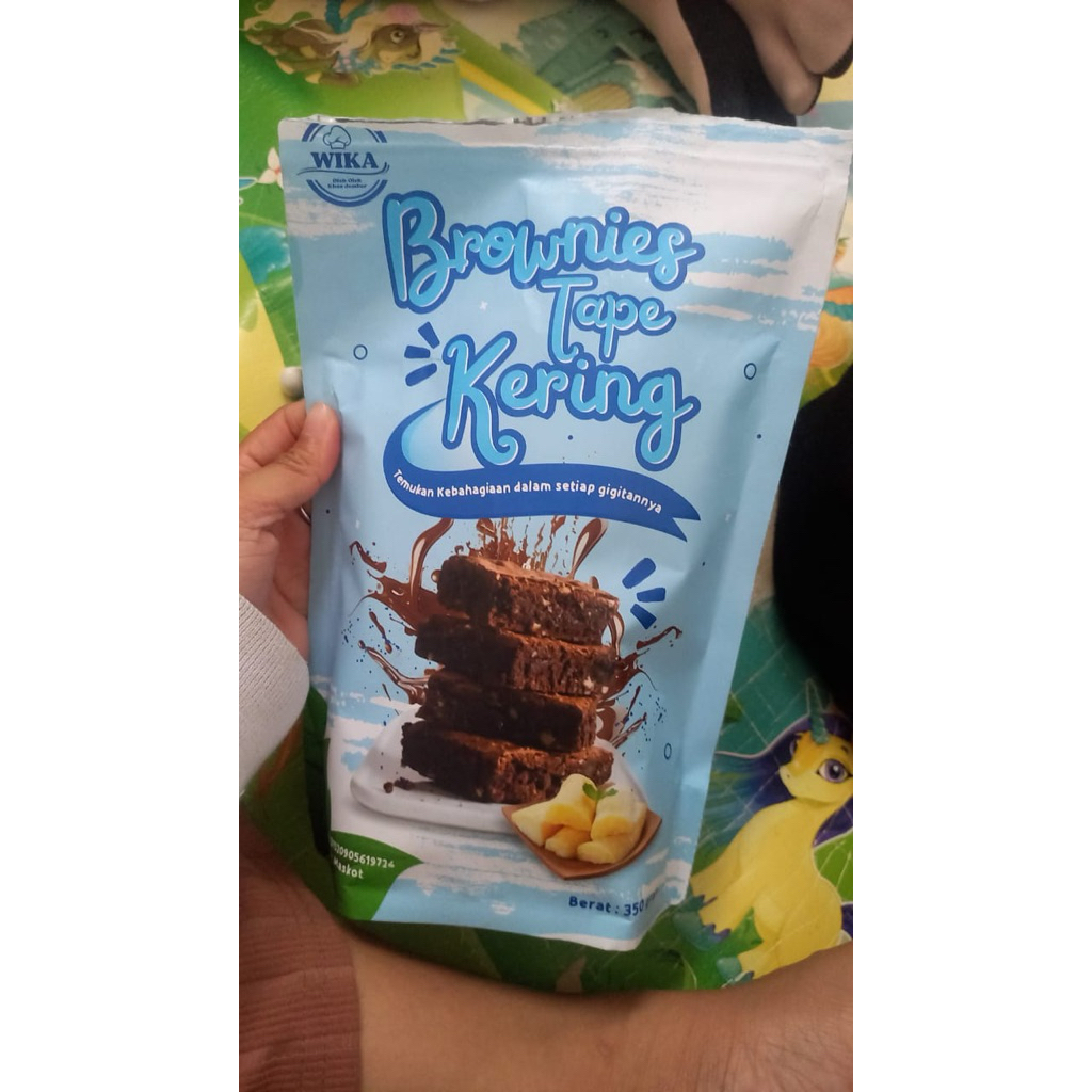 

Brownies tape Kering oleh oleh khas jember by wika