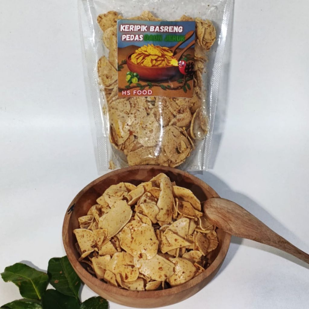 

Basreng Koin pedas Chili oil daun jeruk 250 grm/ baso goreng pedas Chili oil/ baso goreng koin super pedas