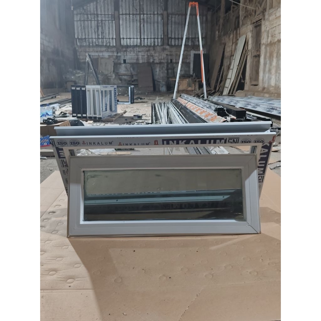jendela boven/jendela casement/jendela angin angin/jendela aluminium/bisa cutom ukuran/free packing 