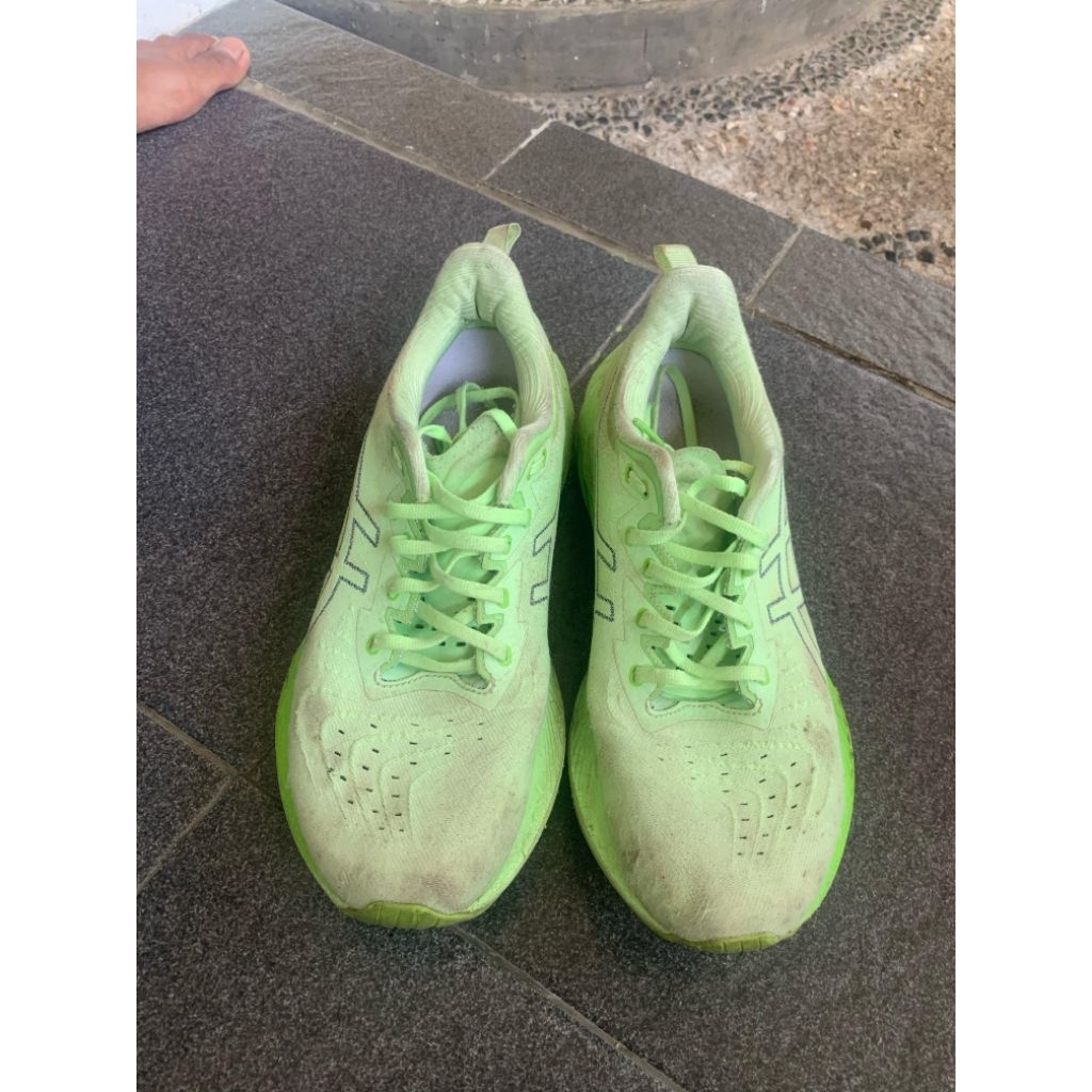 Asics novablast