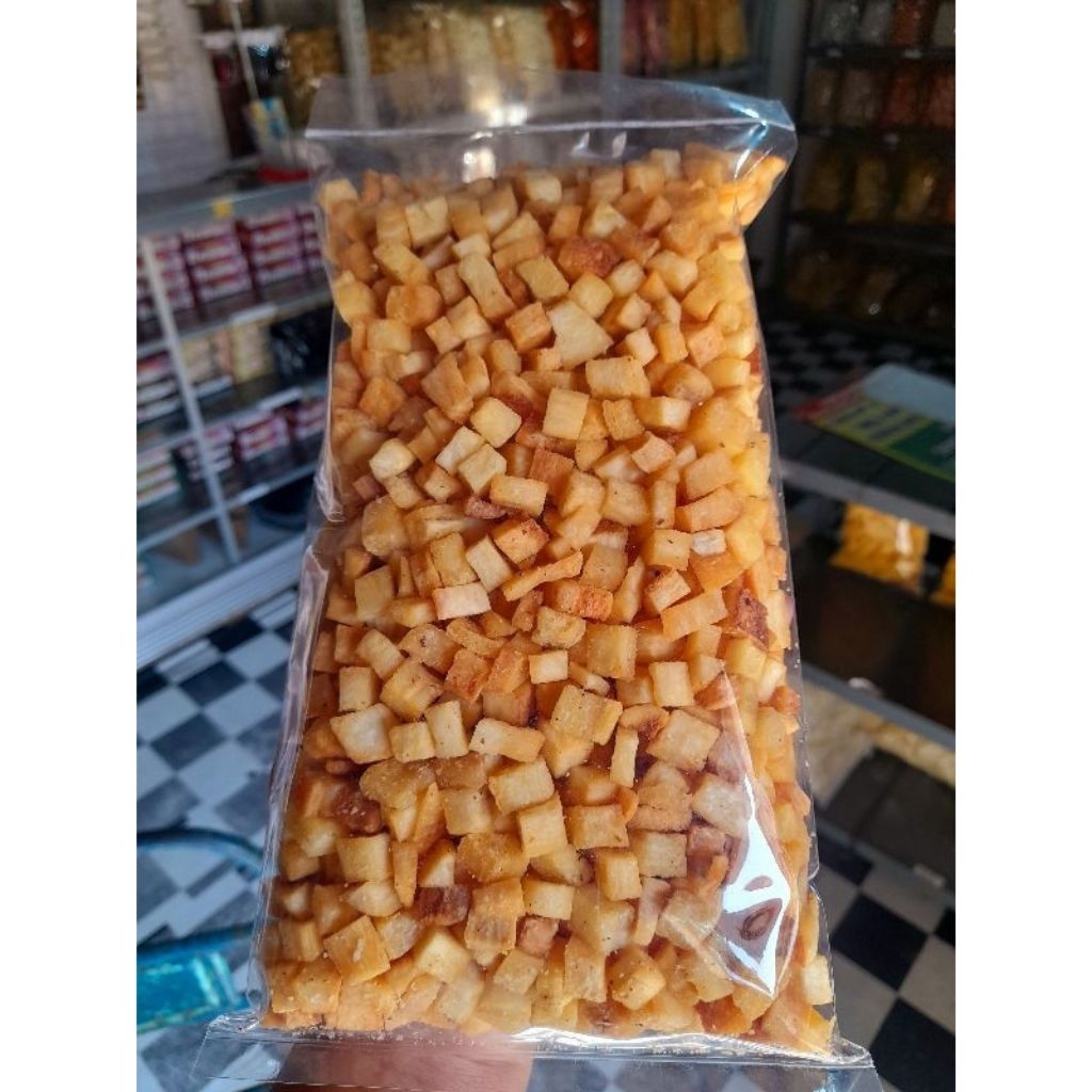 

Balok singkong atau singkong dadu empuk dan renyah