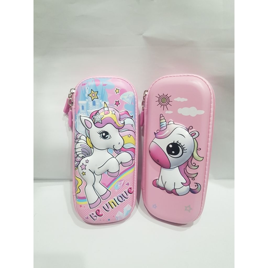 

Tempat Pensil Sleting Embose Karakter Anak Cewe Motif Unicorn D10966