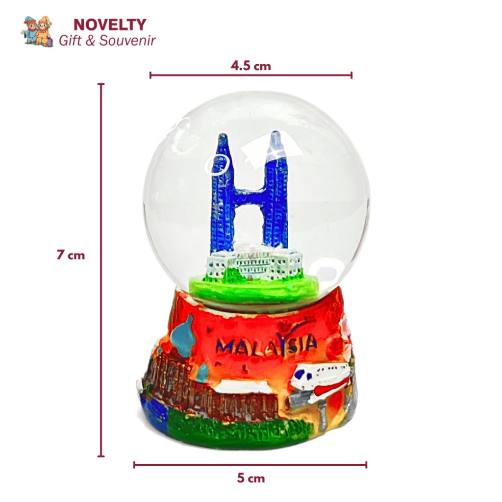 Souvenir pajangan snow globe Kuala Lumpur Malaysia snow ball bola air oleh oleh negara Malaysia