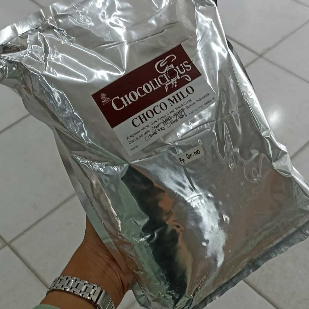 

BUBUK MINUMAN COKLAT CHOCOLICIOUS TERLARIS RASA CHOCO MILO /HALAL/BPOM/KEMASAN 1000 GRAM