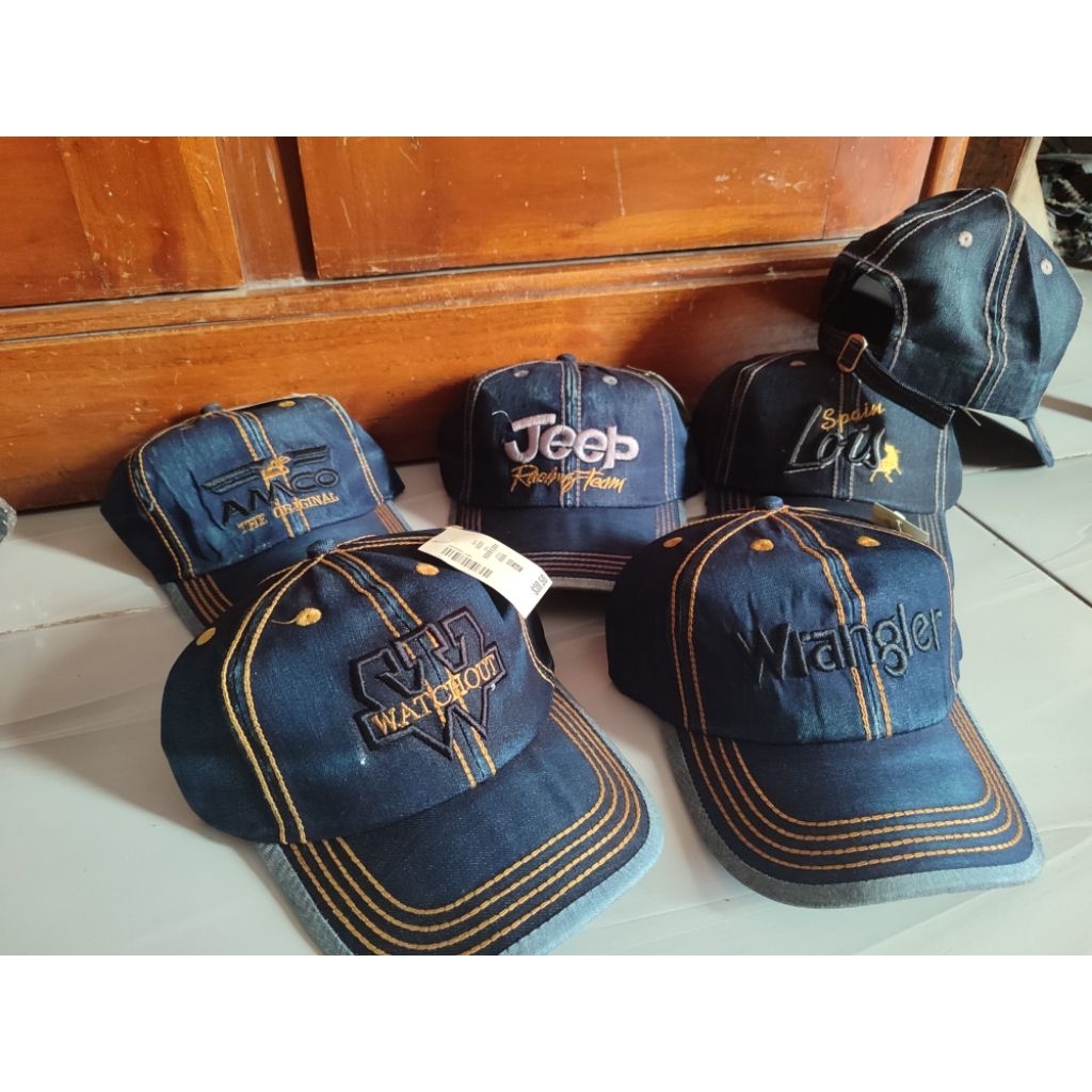 topi levis