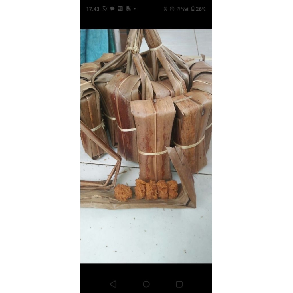 

gulampo khas cikalong pake daun kelapa