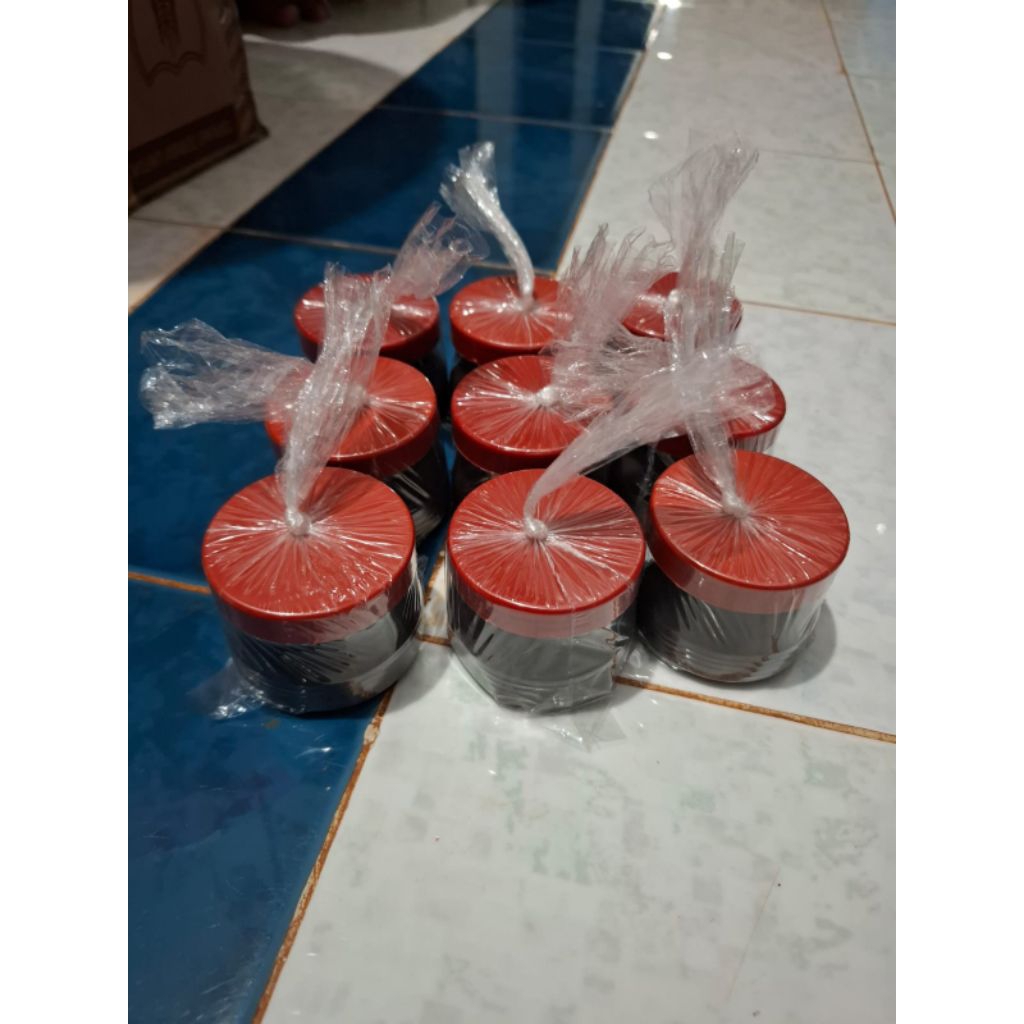 

petis ikan khas madura