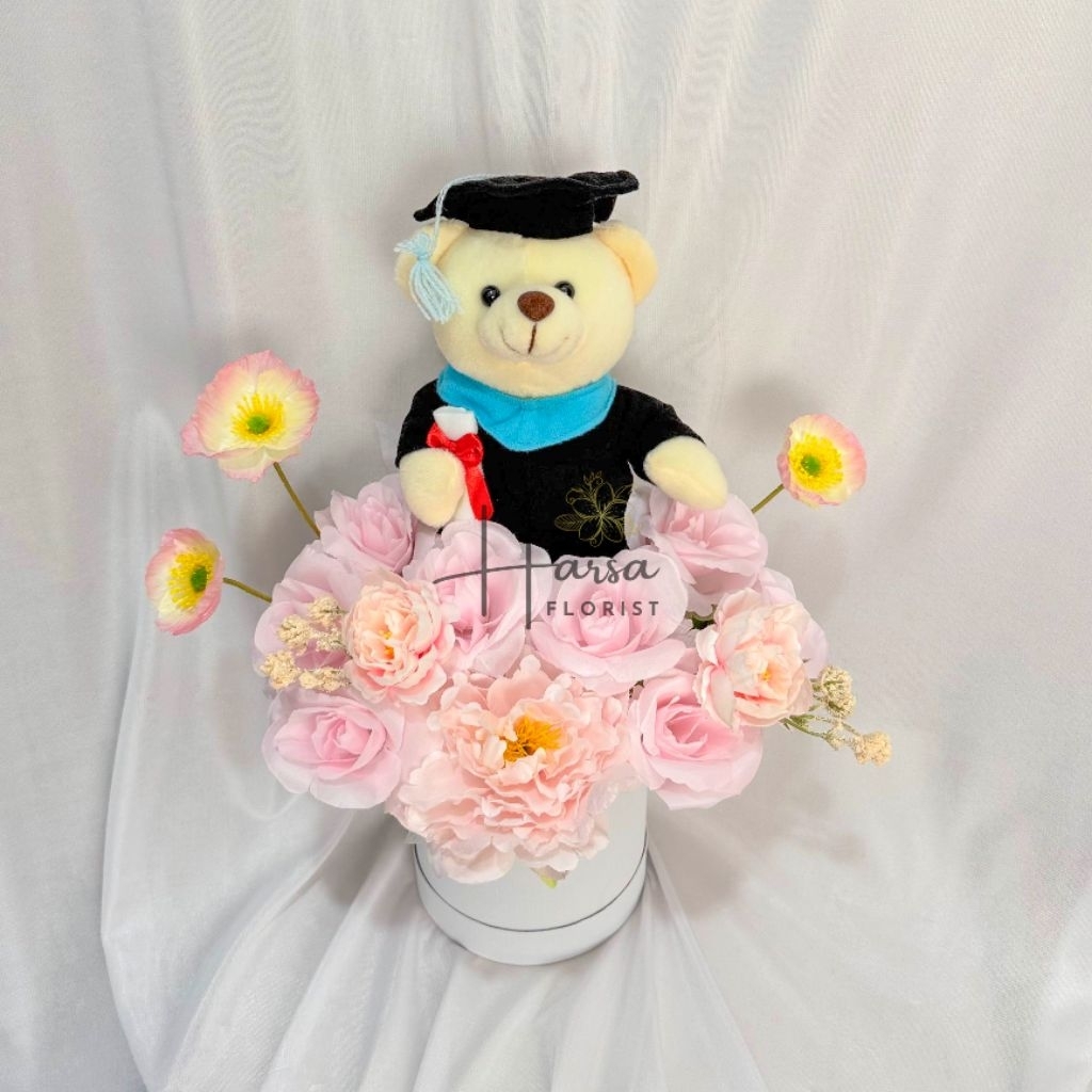 [SIAP KIRIM] Bloom Box Flower Bear Graduation Artificial / Bloom Box Graduation / Bloom Box Boneka W