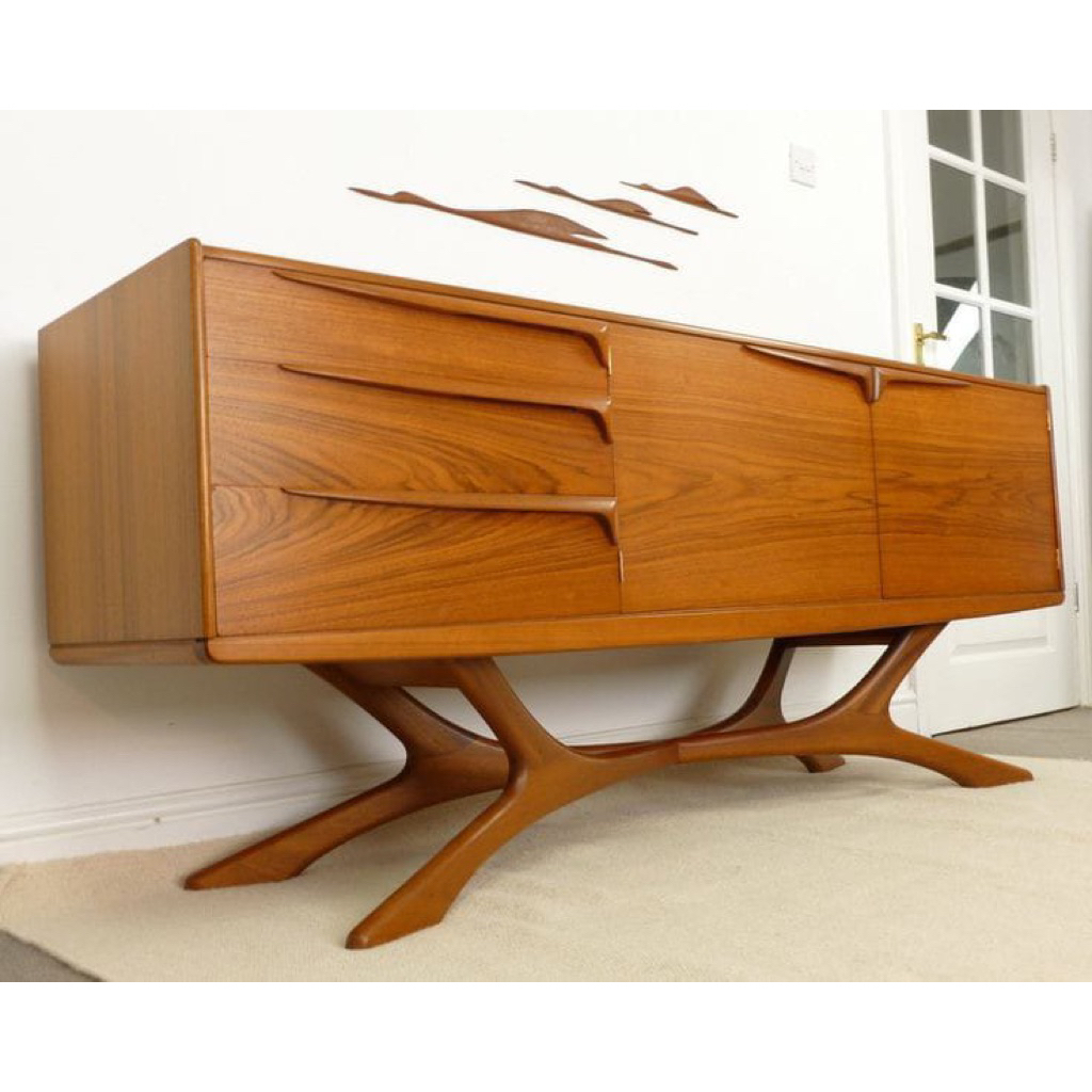 Bufet unik panjang credenza tv kayu jati